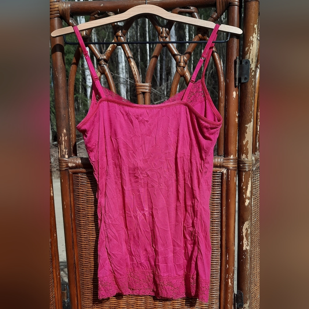 🍀3/15 Currant Pink Lace Tank Top - Picture 6 of 6